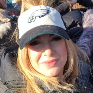 Meet your Posher, Lena